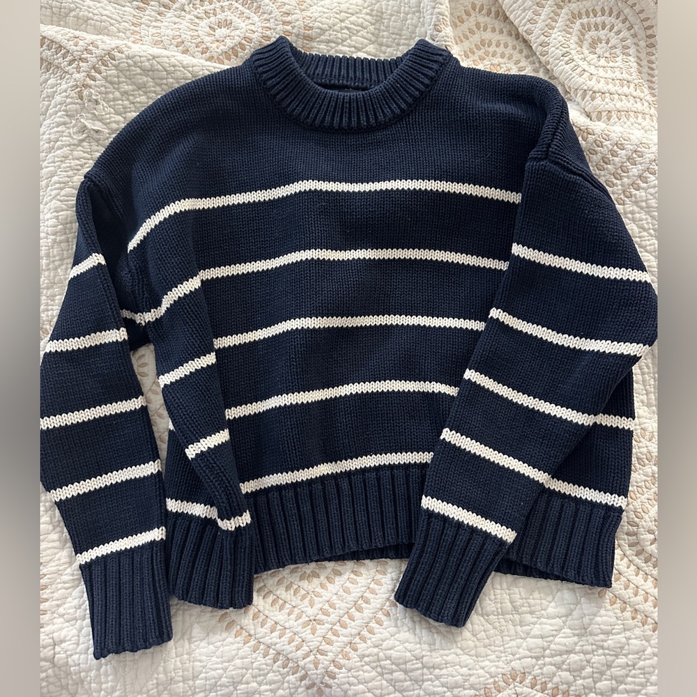 Quince 100% Organic Cotton Striped Crew neck navy white fisherman sweater EUC